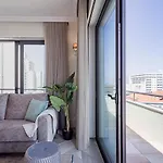 19 Nineteen - * Espinho (Aveiro)