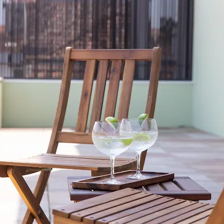 19 Nineteen - * Espinho (Aveiro)