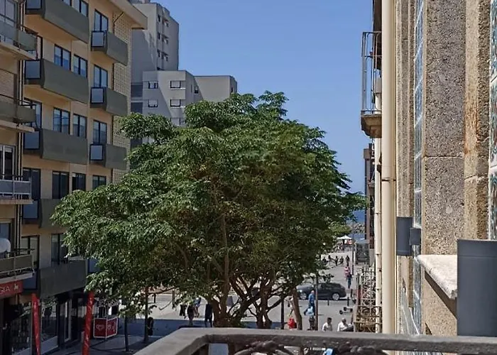 19 Nineteen - アパート エスピーニョ